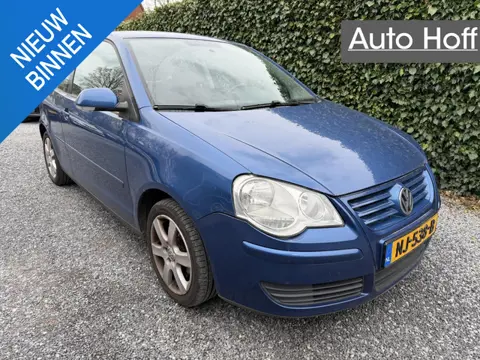 Volkswagen Polo 1.4-16V FSI Comfortline | Autom. Airco | Elekt. Ramen | LMV | Trekhaak | Nieuwe APK!