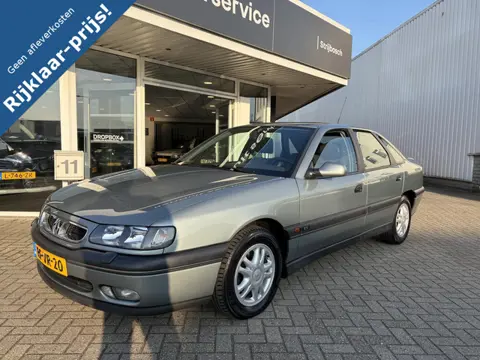 Renault Safrane 2.5 RXT
