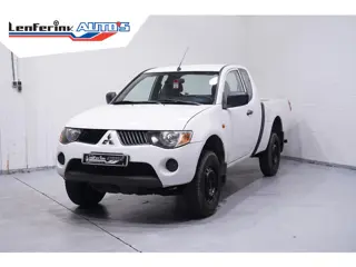 Mitsubishi L 200 2.5 DI-D 136 pk Club Cab Invite Airco, 4x4 Trekhaak 2.700 kg, 2-Zits