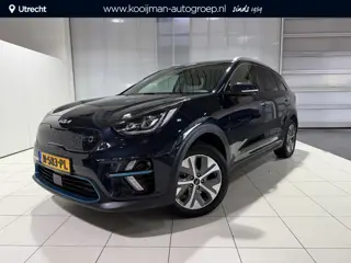 Kia e-Niro ExecutiveLine 64 kWh Stoel en Stuur verwarming, Schuif kantel dak, Apple Carplay/Android 