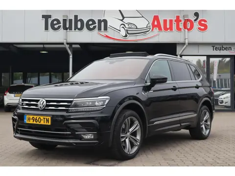 Volkswagen Tiguan Allspace 1.5 TSI Highline Business R 7p. | NL Auto | Panoramadak | Led | Camera | 