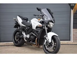 Suzuki GSX 1300 B-King Yoshimrura 19000 km!