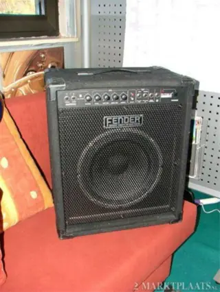 Fender Rumble 60 basversterker