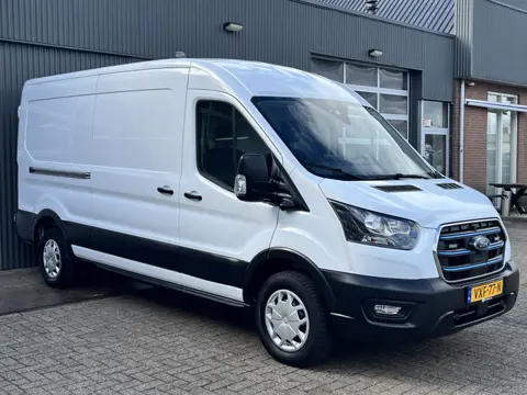 Ford E-Transit 350 L3H2 Trend 68 kWh Kastinrichting Werkplaatsinrichting Airco Cruise controle 360° 