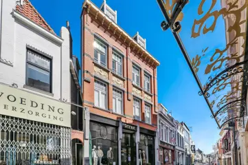 Woning aan de Raadhuisstraat te Roosendaal