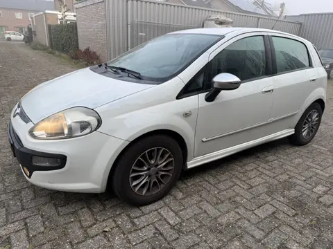 Fiat Punto Evo 1.3 M-Jet 2011 5 deurs euro 5 APK 11-26