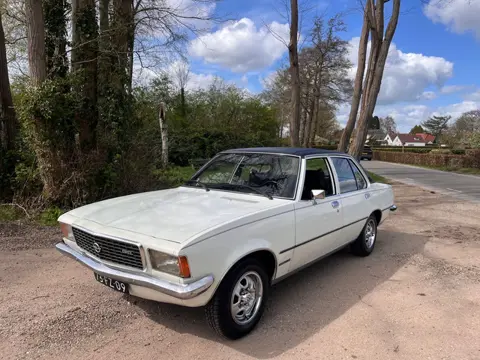 Opel Commodore 2500 S Sedan