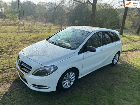 Mercedes-Benz B-klasse 180 Prestige APK 13-04-2027