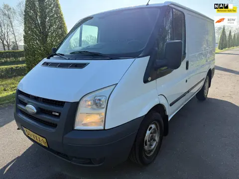 Ford Transit 260S 2.2 TDCI