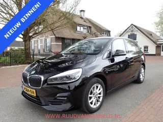 BMW 2 Serie Active Tourer 218i / HEAD-UP / TREKHAAK / CRUISE