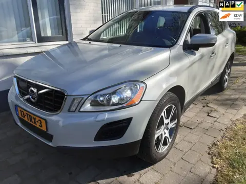 Volvo XC60 2.0 T5 Momentum