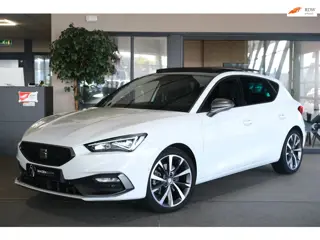 Seat Leon 1.5 eTSI FR DSG Pano Navi Led Virtual Acc Cam Pdc