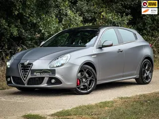 Alfa Romeo Giulietta 1.750 Turbo Veloce | Mat Grijs | Bose Sound | Panoramadak | Sportstoelen | Navi