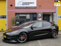 Tesla Model 3 Performance AWD 75 kWh vossen. zeer mooi. btw auto