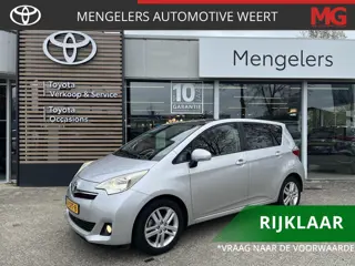 Toyota Verso-S 1.3 VVT-i Dynamic | Panoramadak | LM-Velgen | Trekhaak