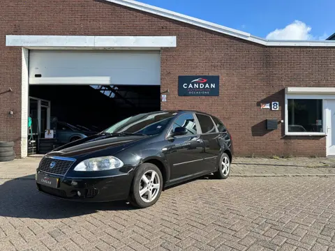 Fiat Croma 2.2-16V Emotion | Automaat| Airco | Cruisecontrol