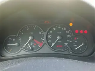 Kilometerteller snelheidsmeter toerenteller Peugeot