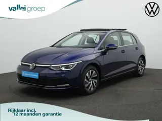 Volkswagen Golf 1.4 eHybrid 204 pk Style | Panoramadak | Geheugen-/massagestoel | Achteruitrijcamera