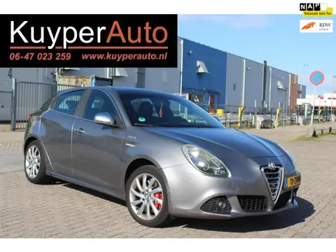 Alfa Romeo Giulietta 1.4 T Business Executive automaat NAP vol leder