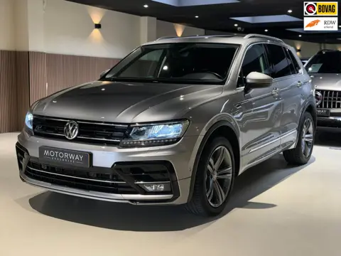 Volkswagen TIGUAN 2.0 TSI 4Motion R-Line|Keyless|Pano|Trekhaak|