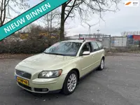 Volvo V50 2.4i Kinetic LEUKE AUTO MET FIJNE AUTOMAAT