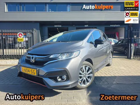 Honda Jazz 1.5 i-VTEC Dynamic | AUTOMAAT | Met o.a. airco, stoelverwarming, cruise control, lane-ass