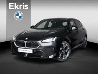 BMW 1 Serie 120 | M Sportpakket | Premium Pack | Stuurwielrand verwarmd | Comfort Access | Achteruit
