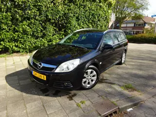 Opel Vectra Wagon 1.8-16V Business MET APK