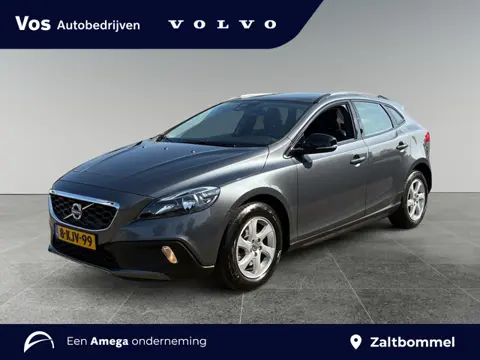 Volvo V40 Cross Country 1.6 T4 Momentum | Panoramadak | Trekhaak afneembaar | Dealerondehouden | 1e 
