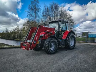 Massey Ferguson 5711 MF 946 EURO 3RD 4TH QL ESD (bj 2016)