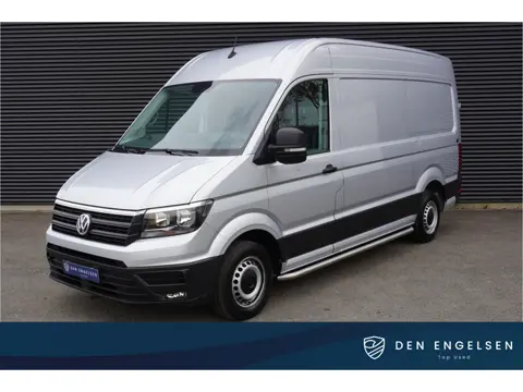 Volkswagen Crafter L3H3/L2H2 Trekhaak Camera Navigatie Parkeersensoren Cruise control Airco 3-Zits