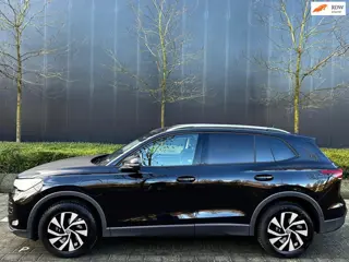 Volkswagen TIGUAN 1.5 e Hybrid Life Edition | Trekhaak | Blind Spot | Navi | Carplay