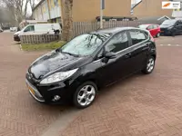 Ford Fiesta Digitale airco / 102.000 km / 5 deurs / Mooie en nette auto