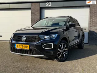 Volkswagen T-Roc 1.5 TSI Sport Business R