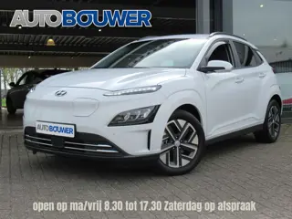 Hyundai KONA EV Premium 64 kWh | 3 fase | Warmtepomp 2e eigen | dealer onderh | tr.haak |  full opti