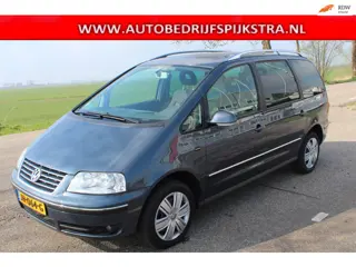 Volkswagen Sharan 1.8 Turbo Sportline // 7-PERS //