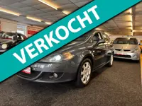 Seat Leon 2.0 FSI Sport. Touchscreen, cruise/climate control en netjes onderhouden!