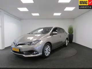 Toyota Auris 1.8 Hybrid I Achteruitrijcamera I Navigatie I BOVAG-Garantie I