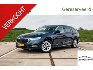 Skoda Octavia Combi 1.0 TSI Ambition | TREKHAAK | CAMERA | APPLE CAR PLAY | LED | CRUISE | DAB