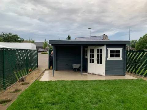 Tuinhuis-Blokhut 2556 Z Plus: 500 x 250 x 245cm