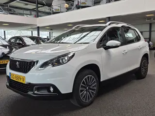 Peugeot 2008 1.2 PureTech Blue Lion (bj 2018)