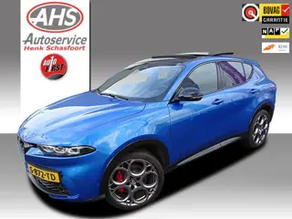 Alfa Romeo Tonale 1.3T PHEV Veloce, panoramadak