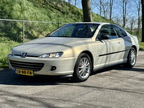 Peugeot 406 Coupé 2.2-16V | Schuifdak | Lederen interieur | Stoelverwarming | Zeer goed onderhouden 