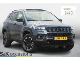 Jeep Compass 4xe 240 Plug-in Trailhawk PANODAK