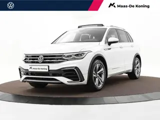 Volkswagen Tiguan 1.5 TSI 150pk DSG R-Line · Panoramadak · Trekhaak · Camera · Apple/Android Car Pla