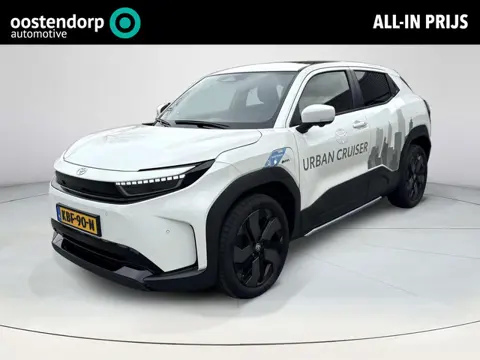Toyota Urban Cruiser Executive 61 kWh **PANORAMA DAK/ STUURVERWARMING/ DODEHOEK DETECTIE**