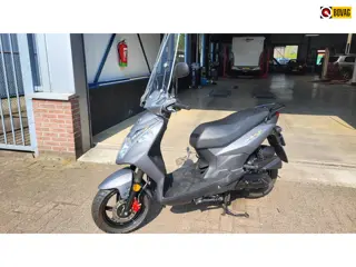 SYM Snorscooter Orbit ll 3.300 km !!