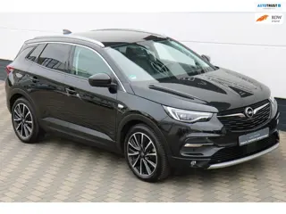 Opel Grandland X 1.6 Turbo Hybrid4 Ultimate Carplay BTW !!