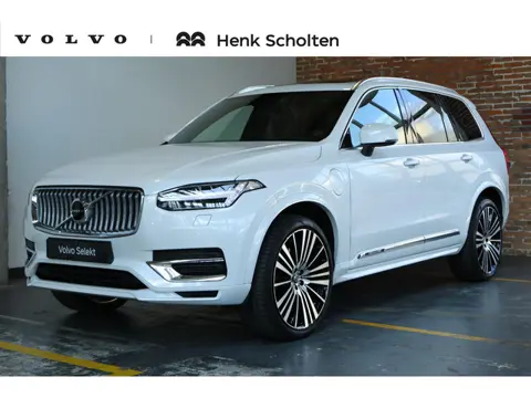 Volvo XC90 T8 Recharge AWD Inscription | Luchtvering | Panoramadak | Head-Up Display | Gelamineerde 