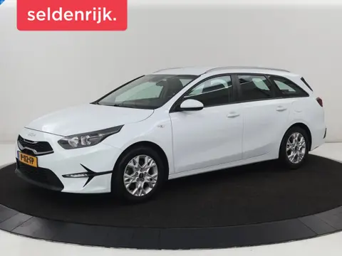 Kia Ceed 1.0 T-GDi ComfortLine | Trekhaak |  Adaptive cruise | Camera | Carplay | Half leder | Clima